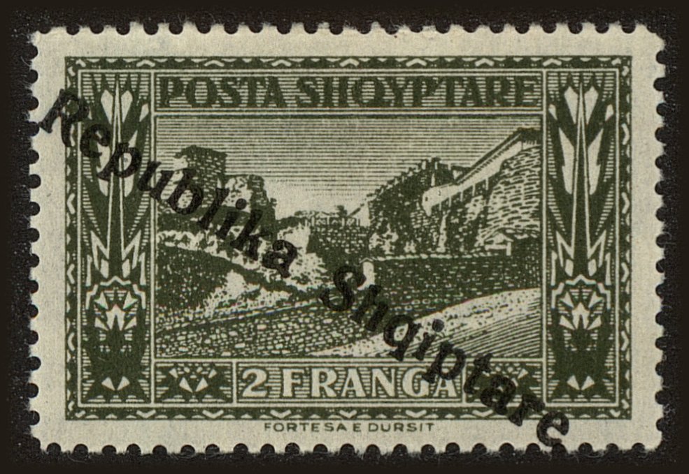Front view of Albania 185 collectors stamp