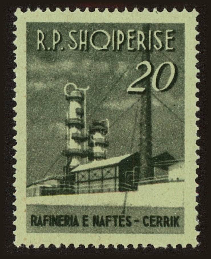 Front view of Albania 698 collectors stamp