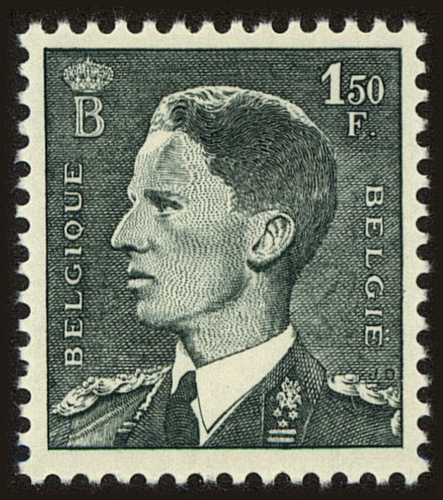 Front view of Belgium 446 collectors stamp