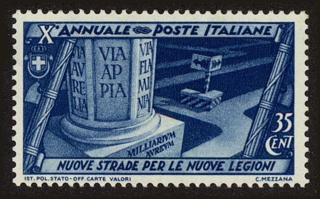 Front view of Italy 296 collectors stamp
