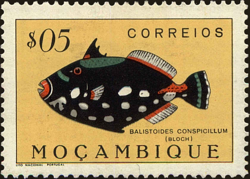 Front view of Mozambique 332 collectors stamp