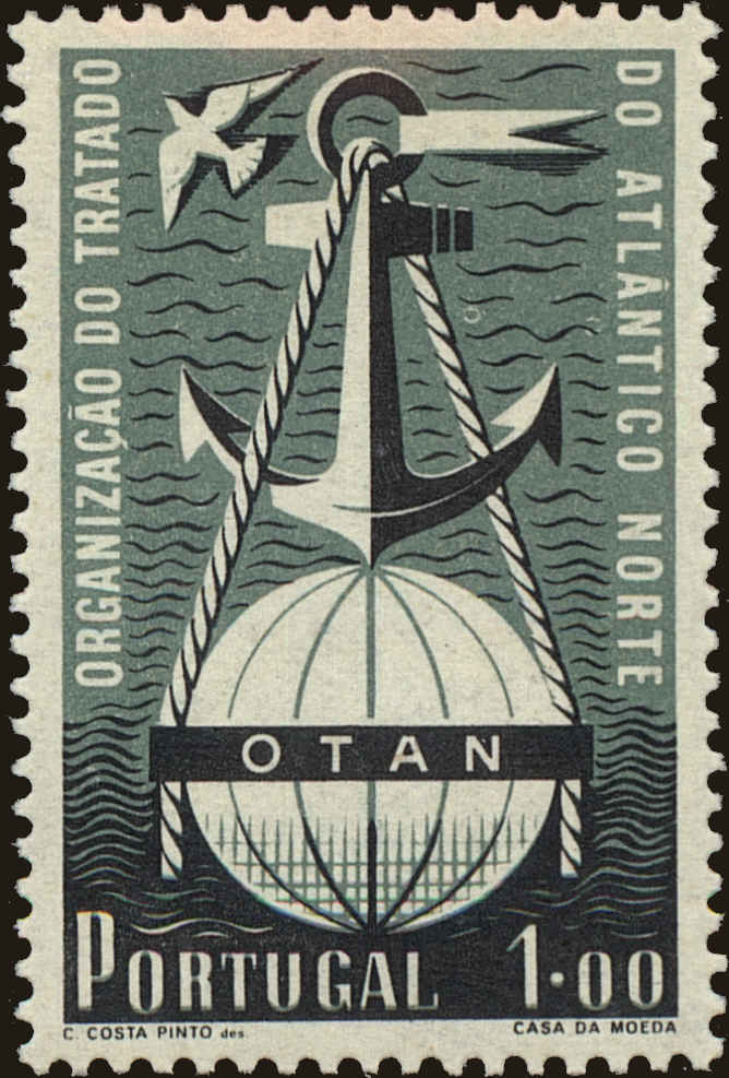 Front view of Portugal 747 collectors stamp