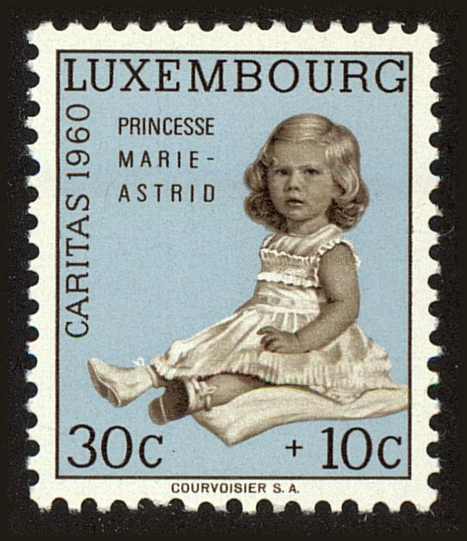 Front view of Luxembourg B216 collectors stamp