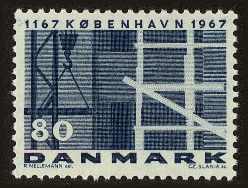 Front view of Denmark 435 collectors stamp