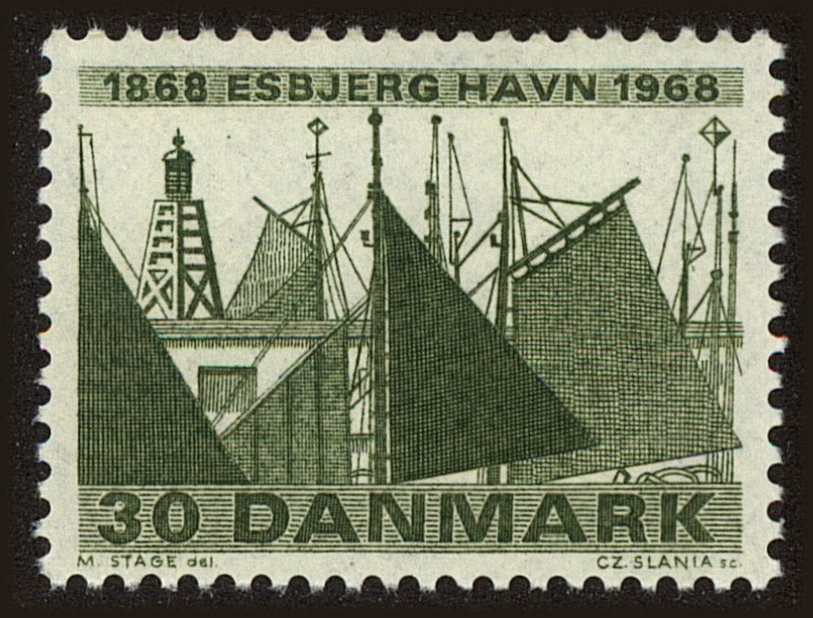 Front view of Denmark 447 collectors stamp