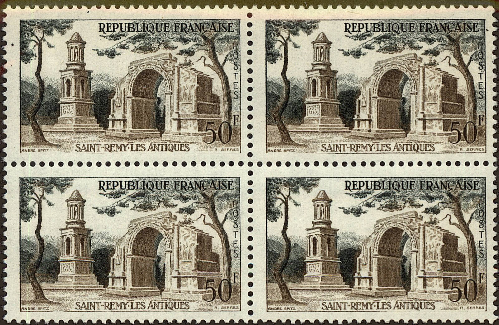 Front view of France 855 collectors stamp