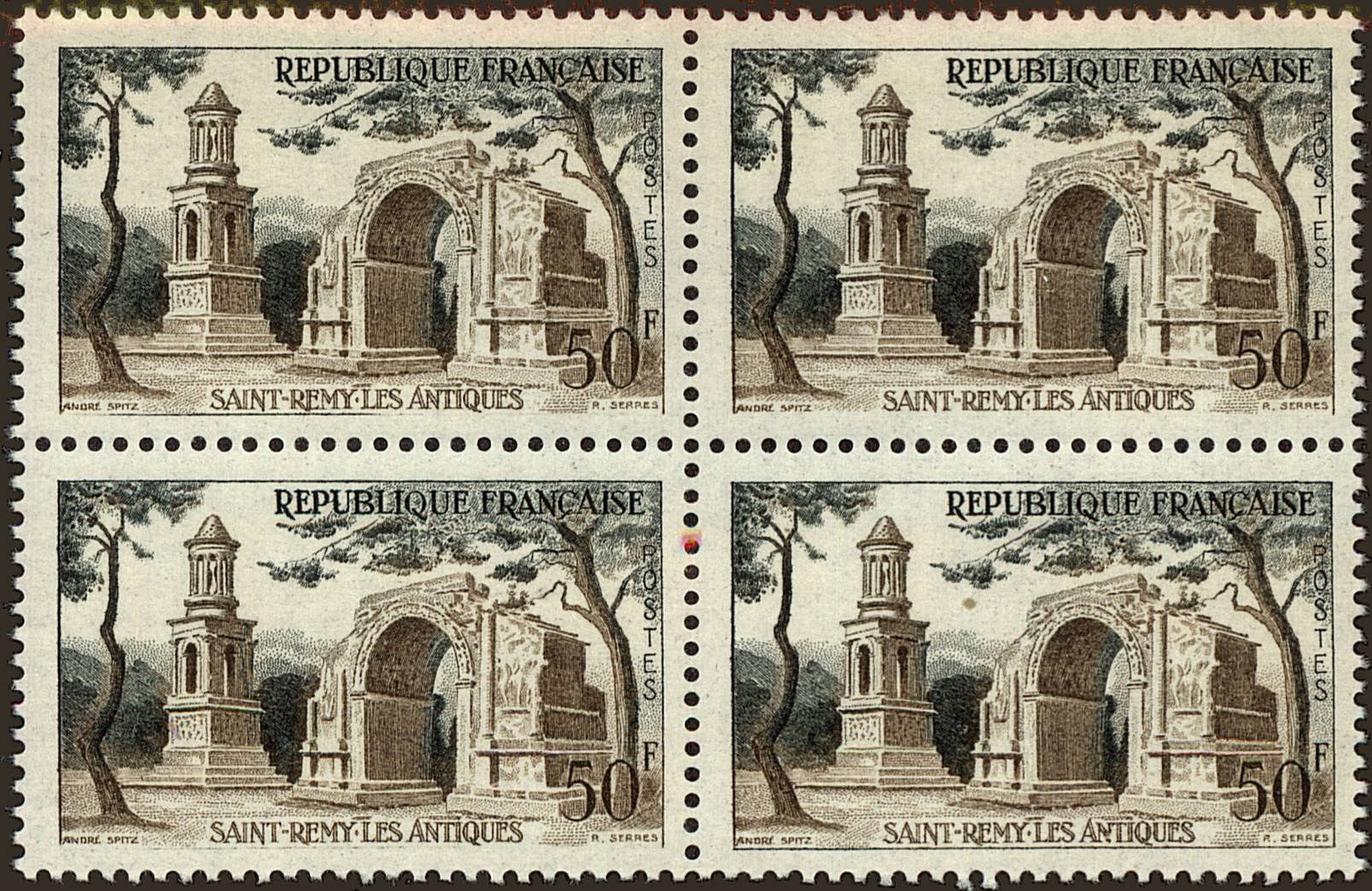 Front view of France 855 collectors stamp