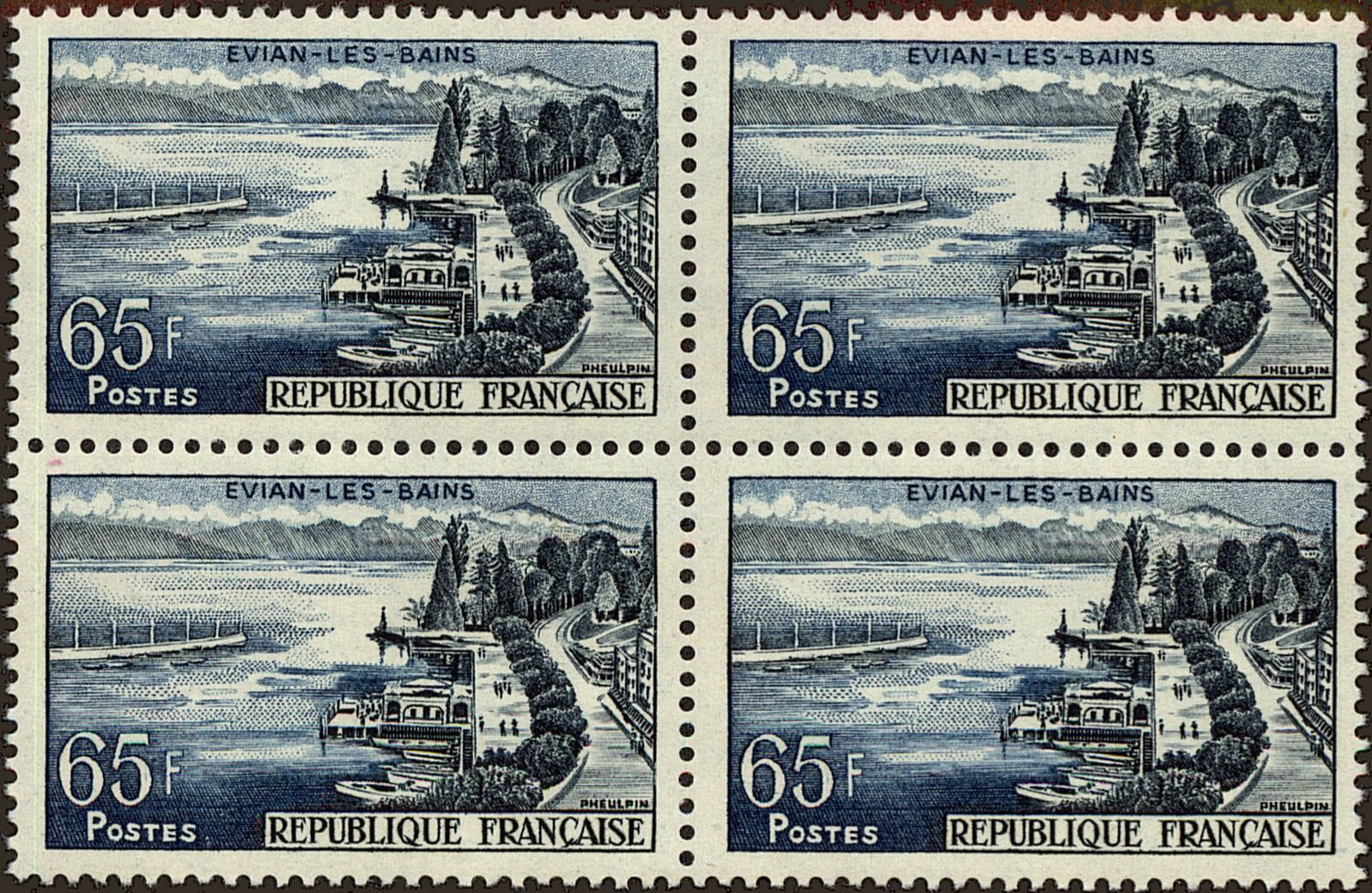 Front view of France 856 collectors stamp